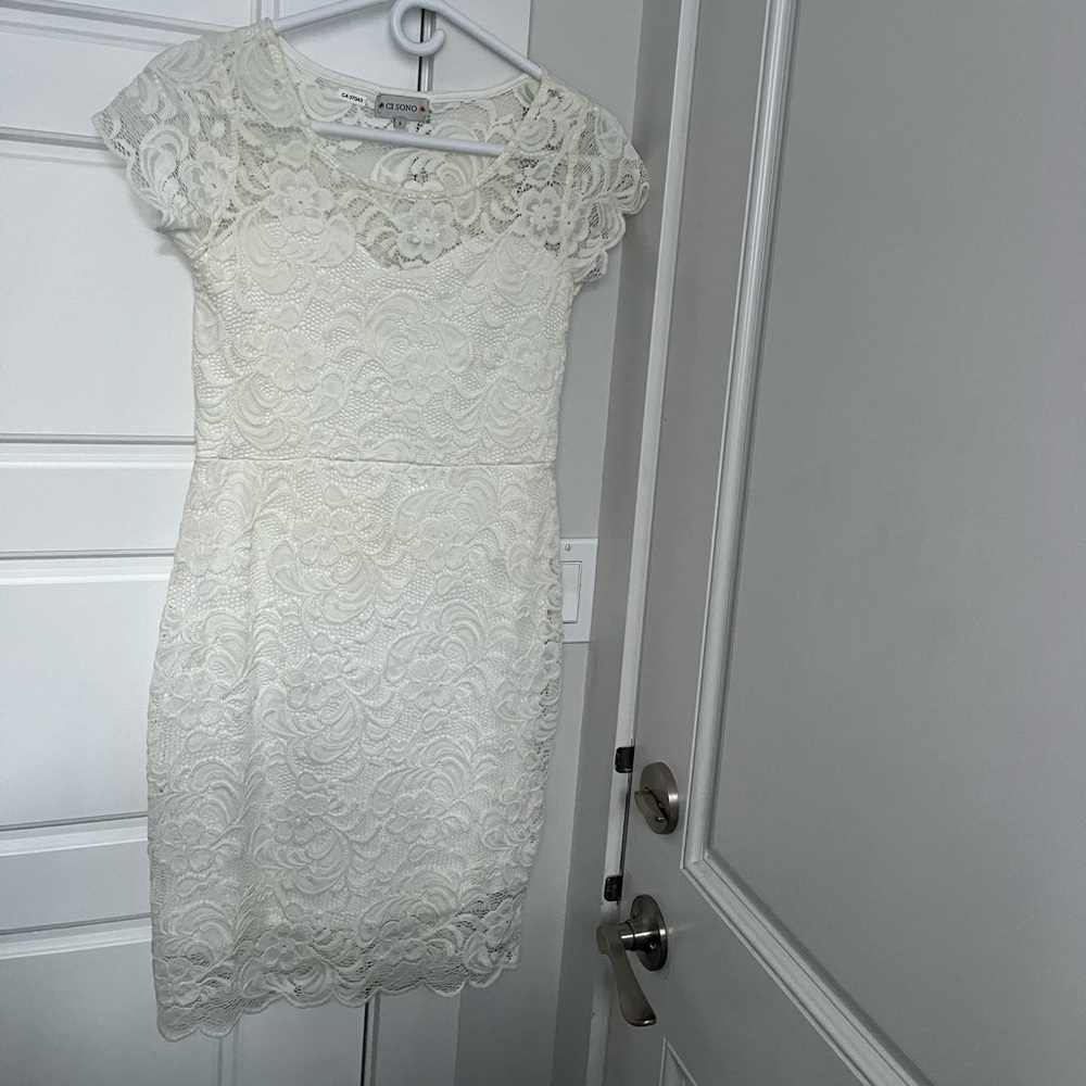 Elegant Lace Dress in Cream